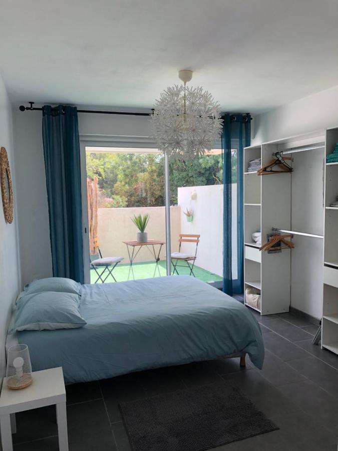 Agreable T2 Traversant Rdc Avec Terrasse + Balcon+ Parking 2 Places Montpellier Buitenkant foto